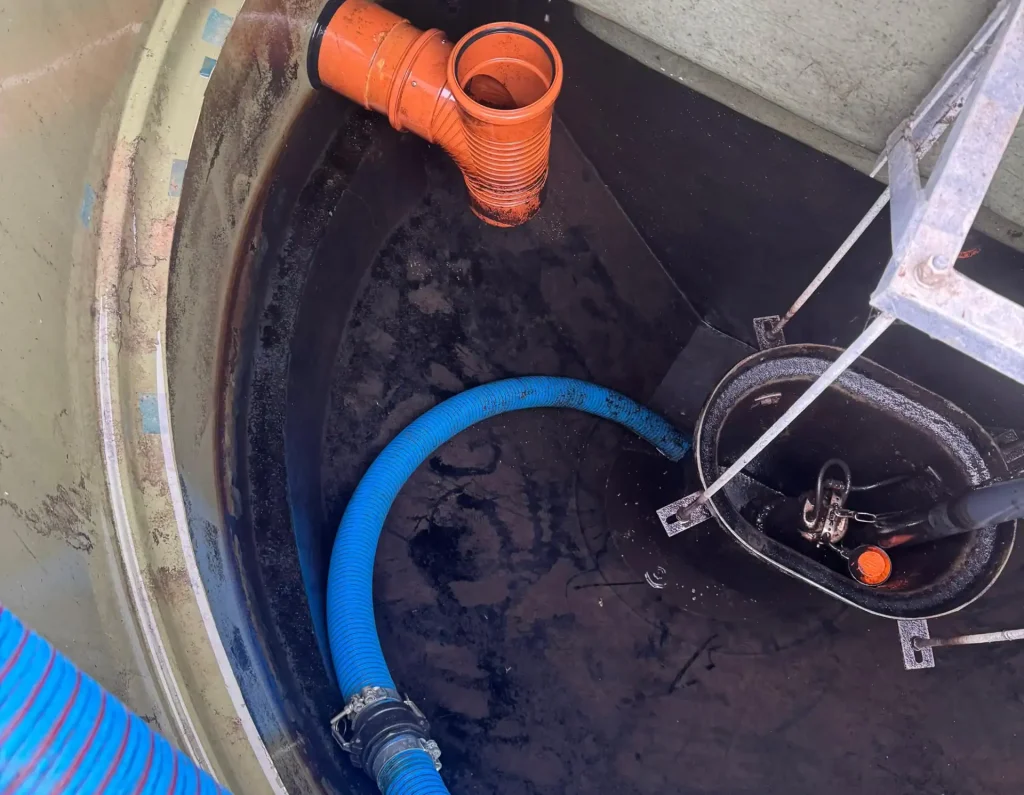 Septic Tank Services King's Lynn with septic tank inspection and emptying by AM Waste Management